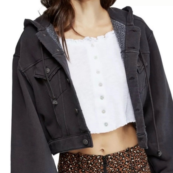 Free People Jackets & Blazers - Free People- size M